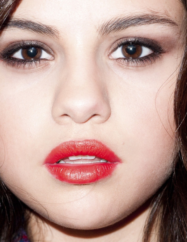 Selena Gomez aussi bonne que jamais en pleine séance photo